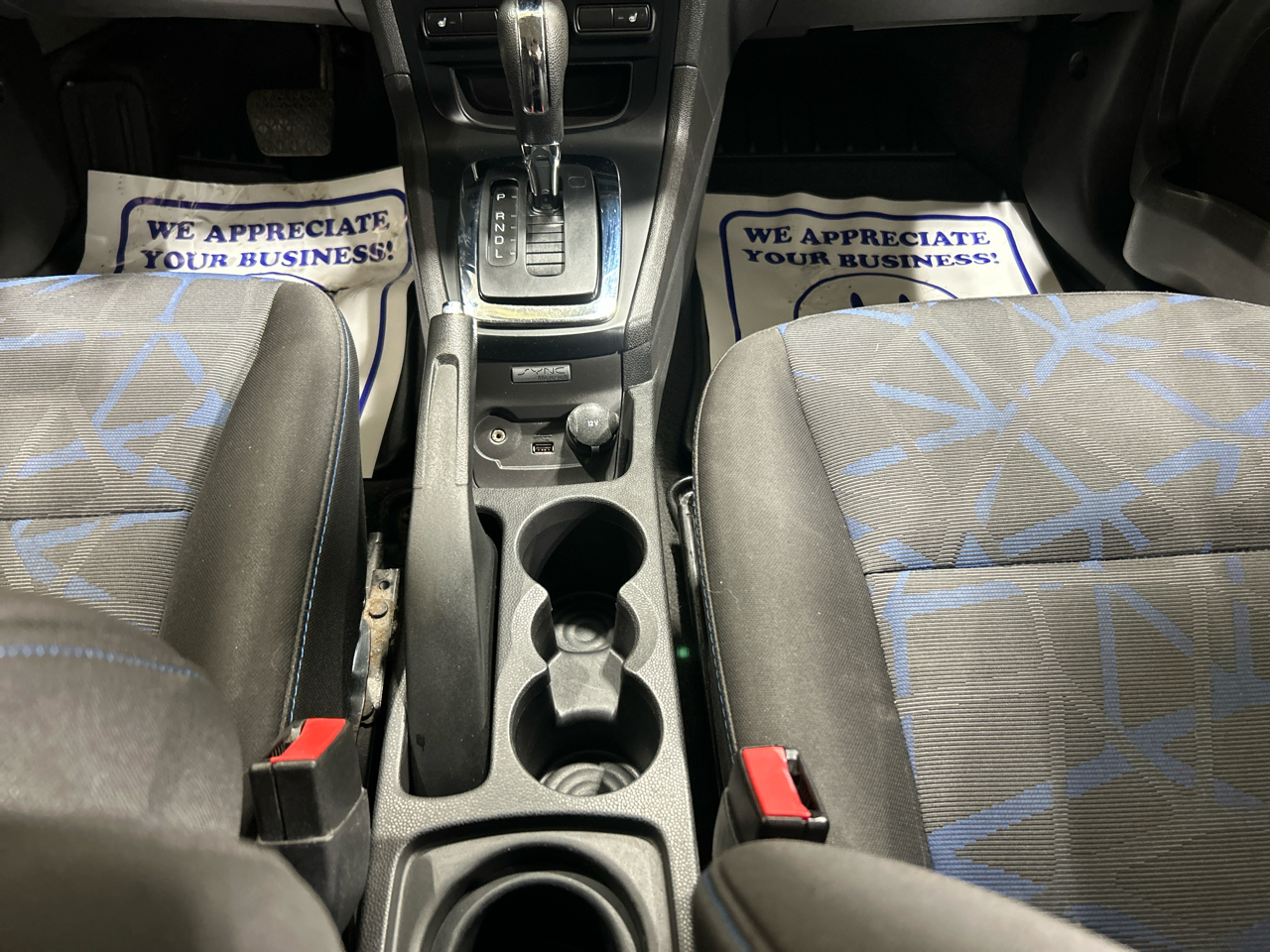 Ford Fiesta 4dr Sdn SE 2013