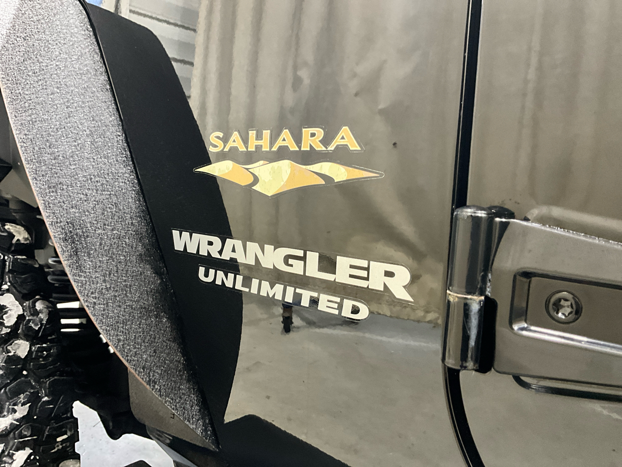 Jeep Wrangler Unlimited 4WD 4dr Sahara 2013