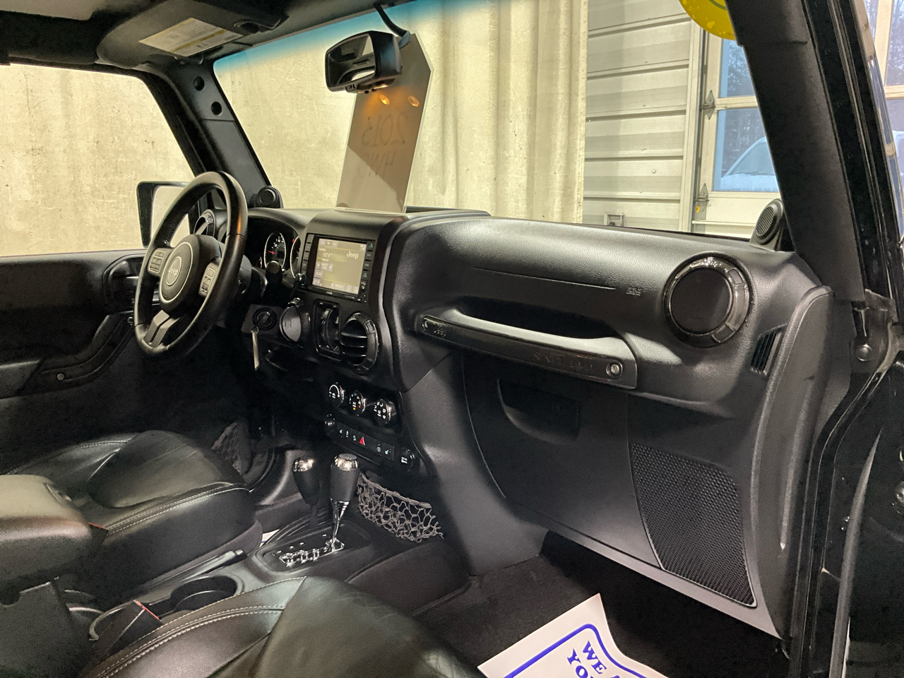 Jeep Wrangler Unlimited 4WD 4dr Sahara 2013