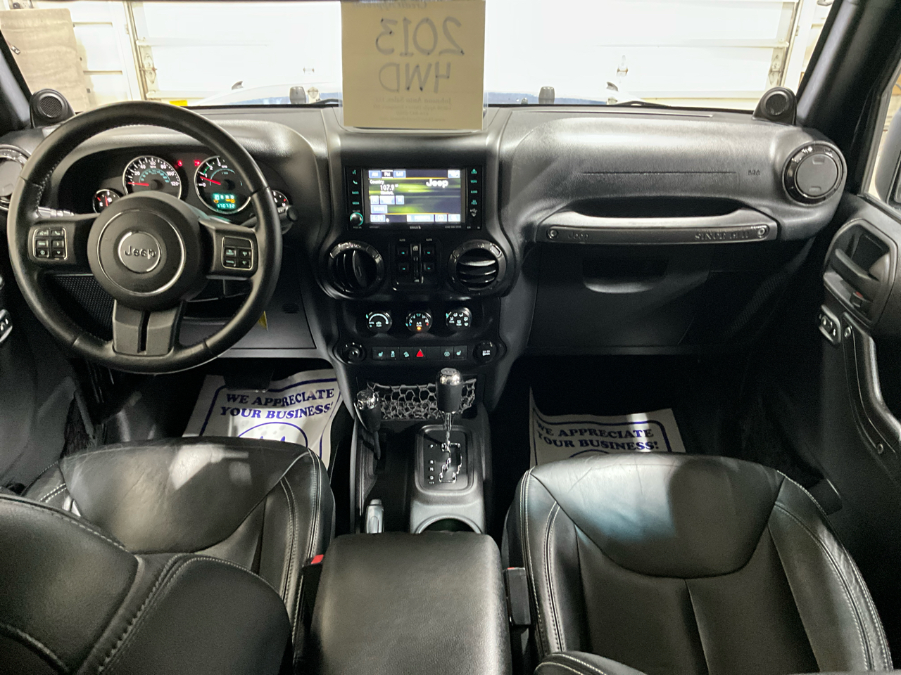 Jeep Wrangler Unlimited 4WD 4dr Sahara 2013