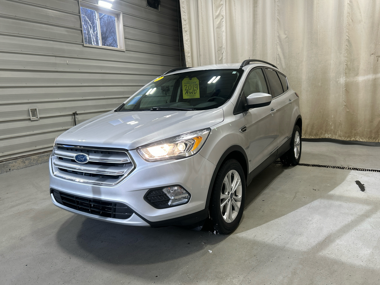 Ford Escape SEL 4WD 2019