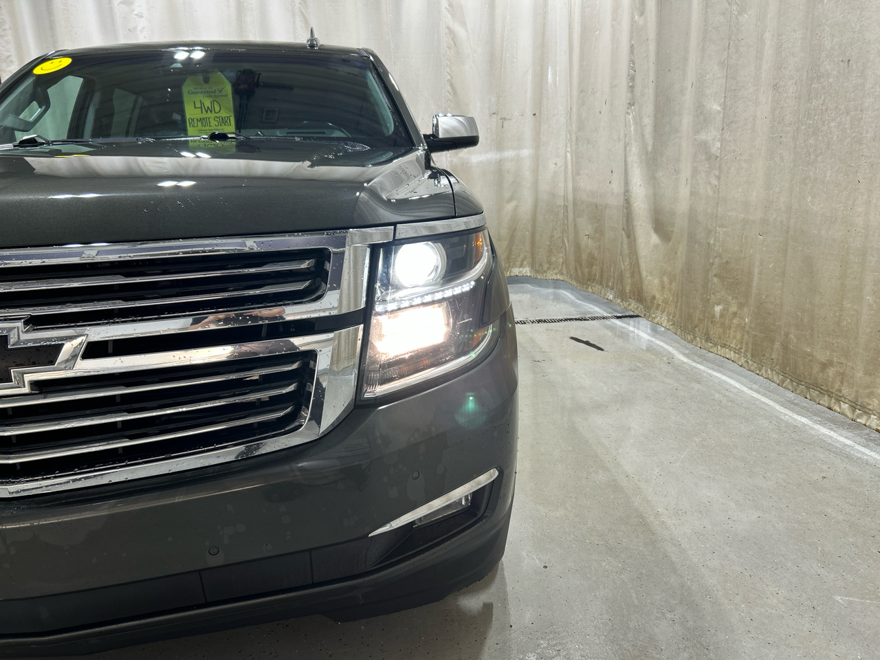 Chevrolet Suburban 4WD 4dr 1500 Premier 2019
