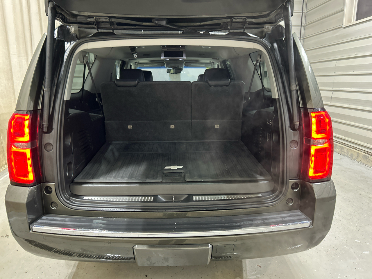 Chevrolet Suburban 4WD 4dr 1500 Premier 2019