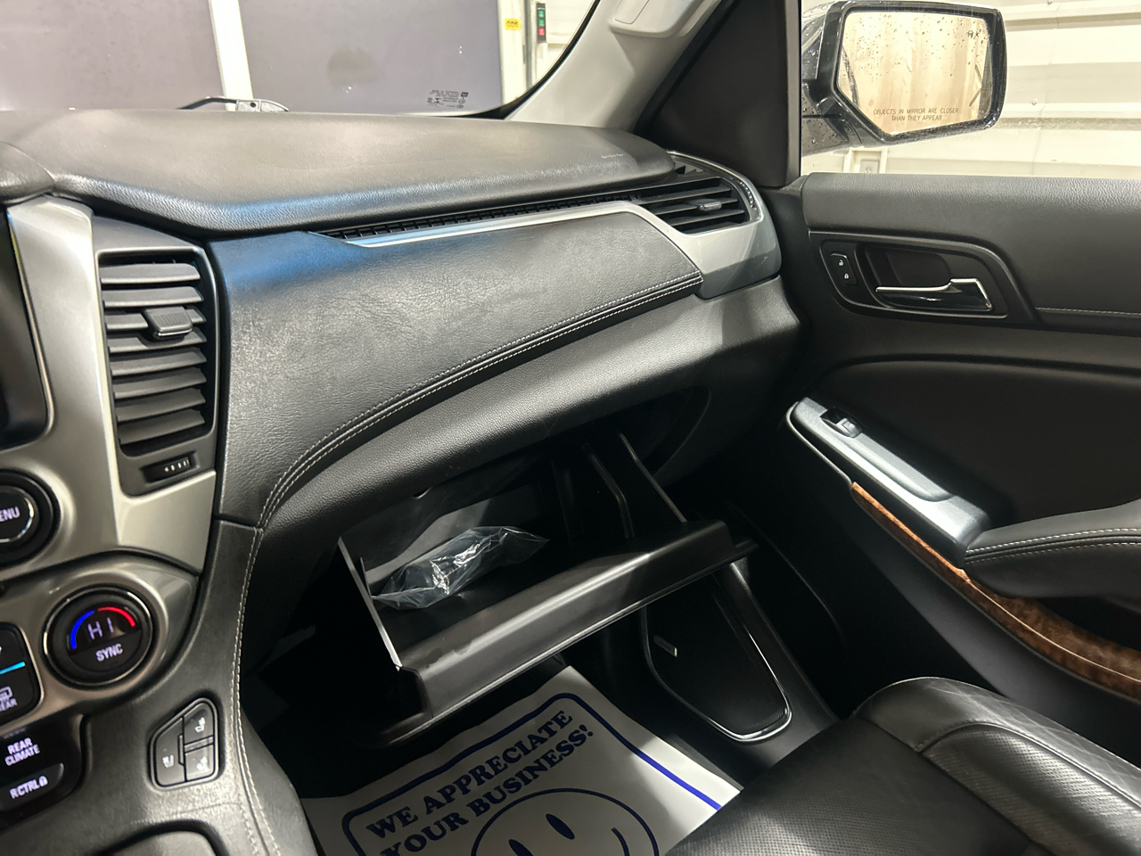 Chevrolet Suburban 4WD 4dr 1500 Premier 2019