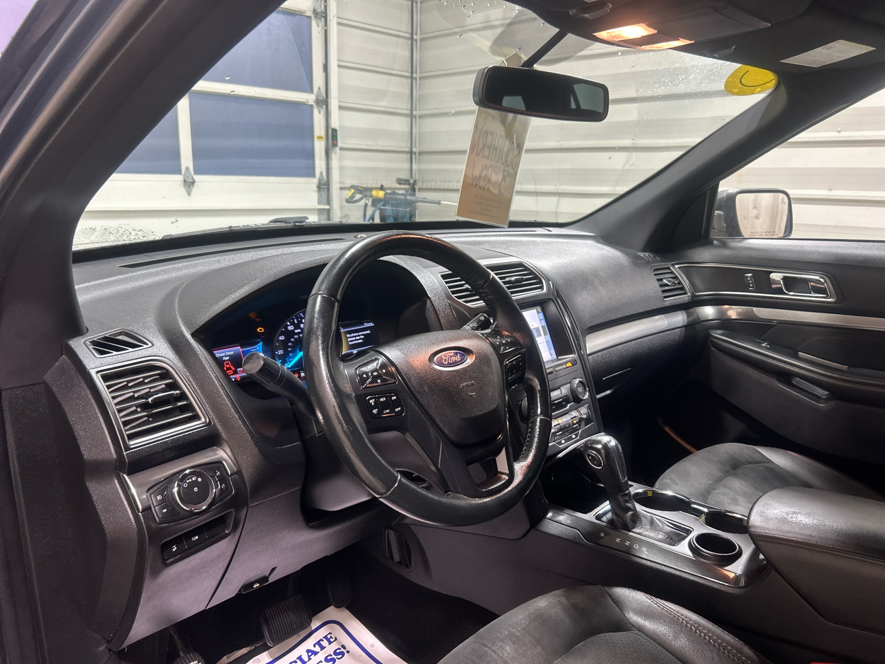 Ford Explorer XLT FWD 2019