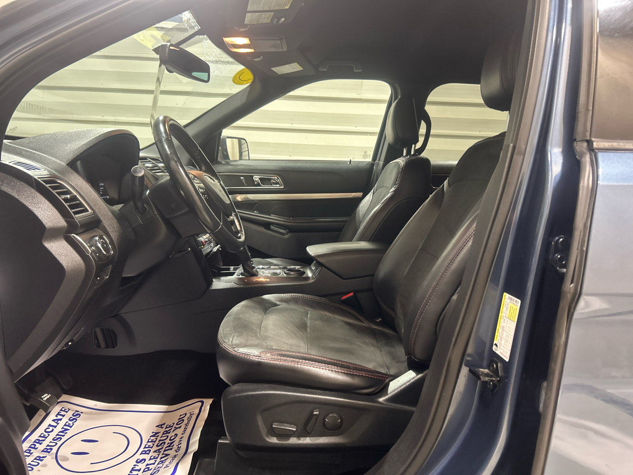 Ford Explorer XLT FWD 2019