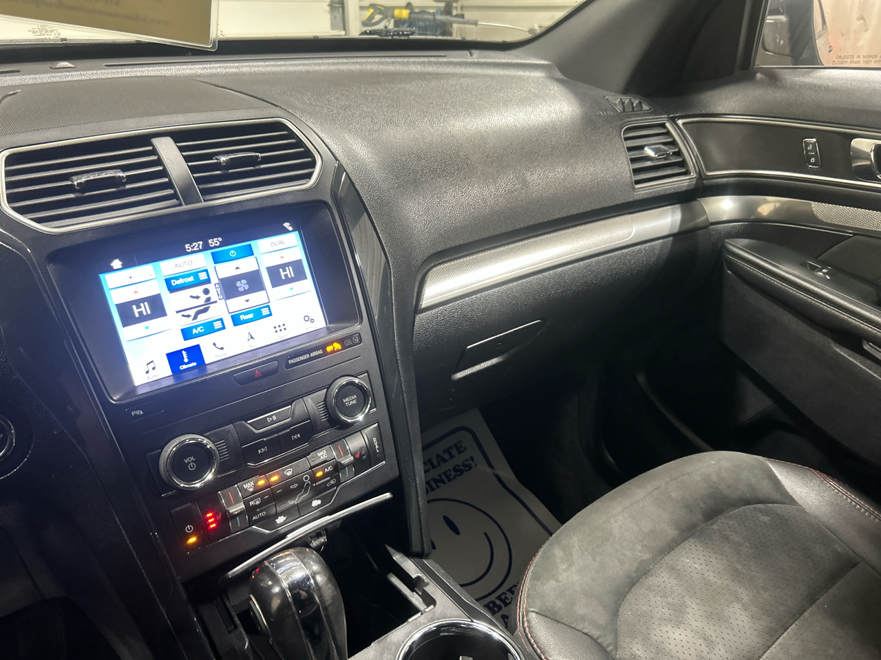 Ford Explorer XLT FWD 2019