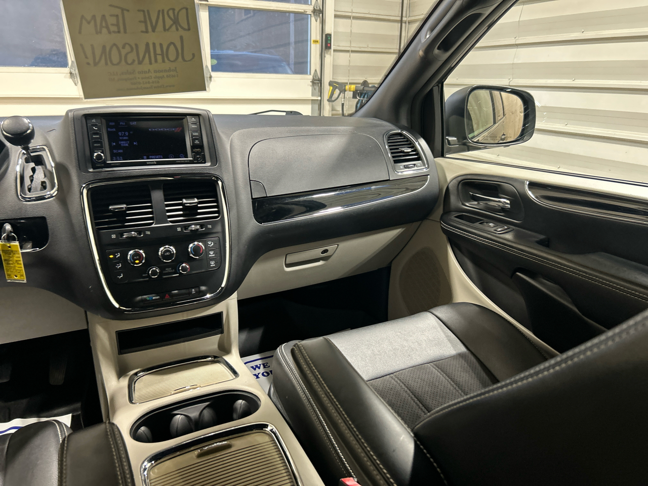 Dodge Grand Caravan SXT Wagon 2020