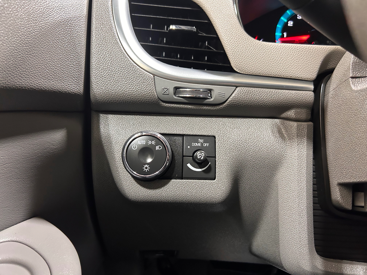 Chevrolet Traverse FWD 4dr LS 2014