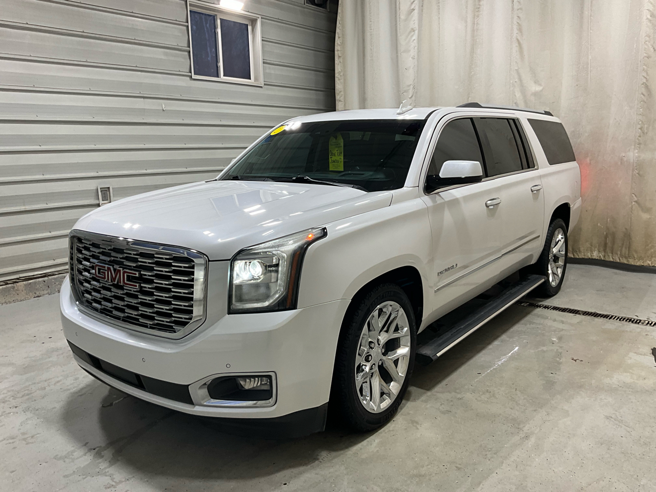 GMC Yukon XL 4WD 4dr Denali 2019