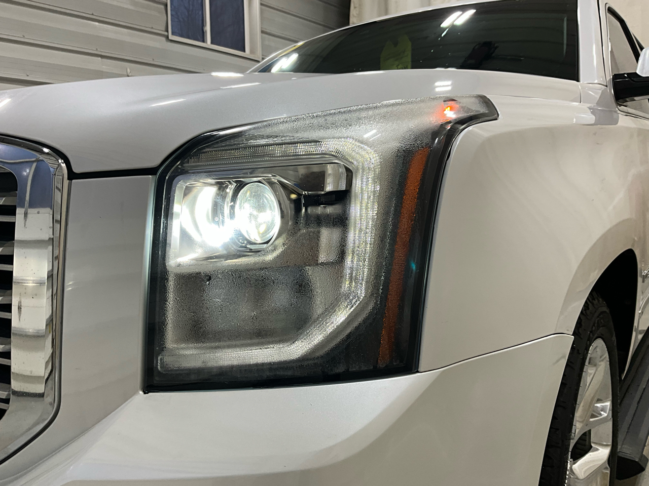 GMC Yukon XL 4WD 4dr Denali 2019