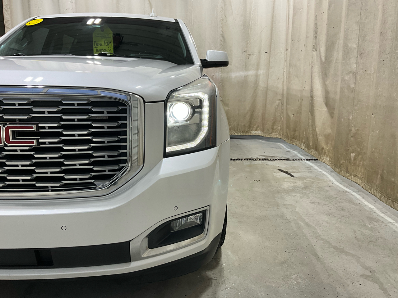 GMC Yukon XL 4WD 4dr Denali 2019