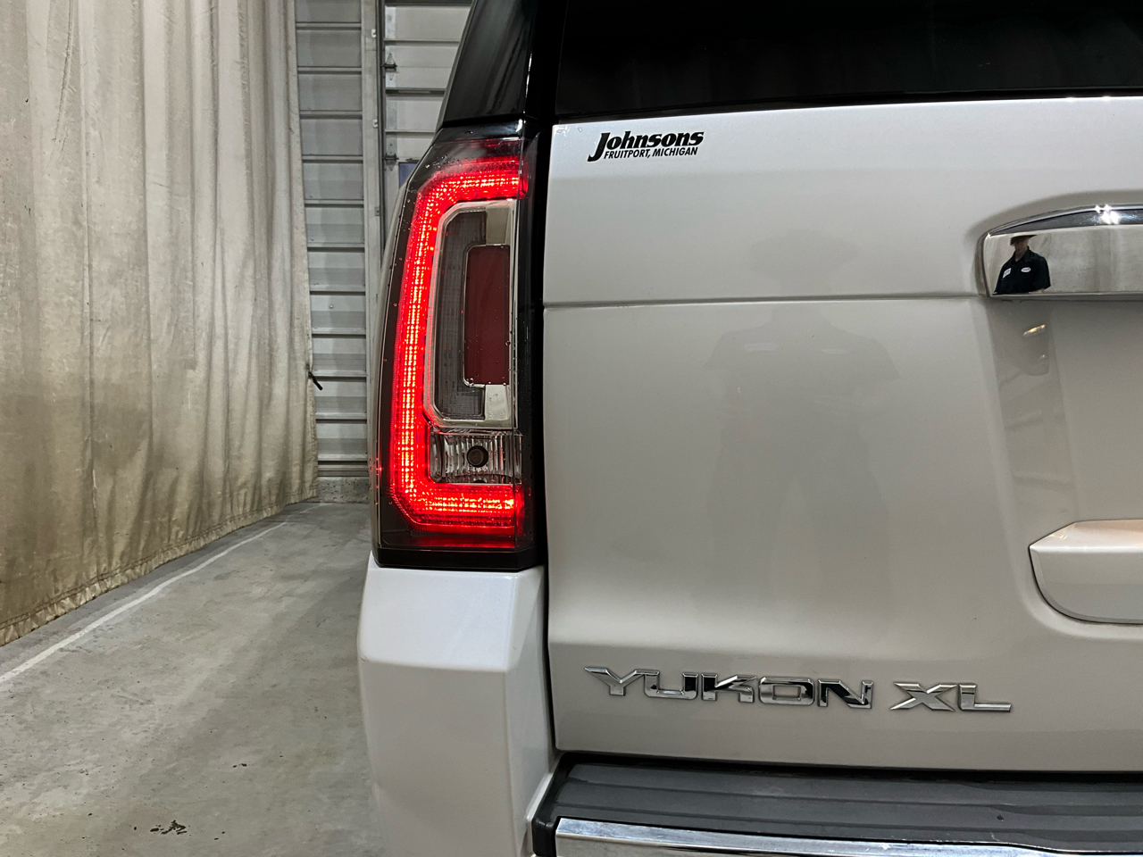 GMC Yukon XL 4WD 4dr Denali 2019