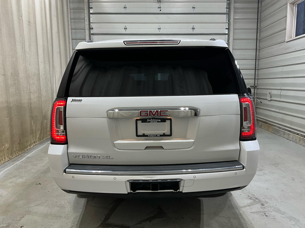 GMC Yukon XL 4WD 4dr Denali 2019