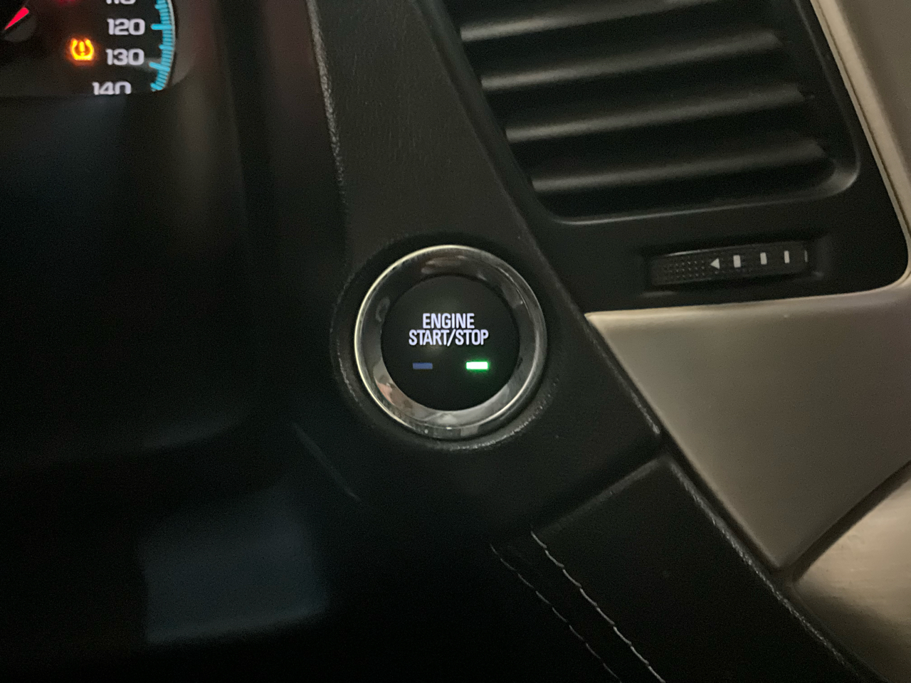 GMC Yukon XL 4WD 4dr Denali 2019