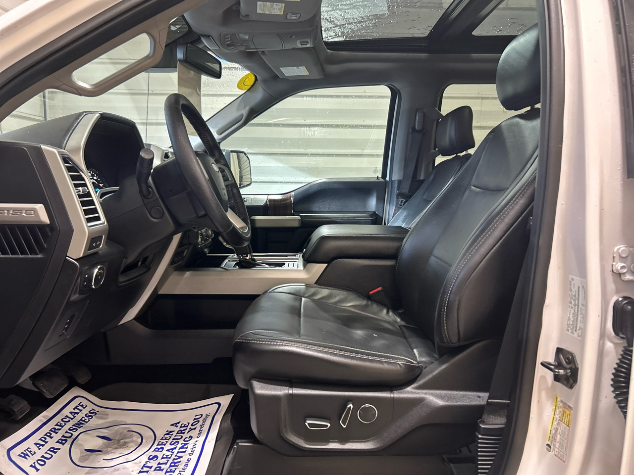 Ford F-150 4WD SuperCrew 150" Lariat 2016