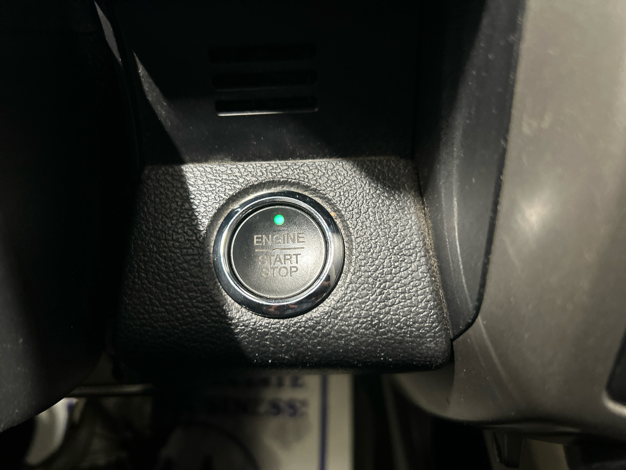 Ford F-150 4WD SuperCrew 150" Lariat 2016