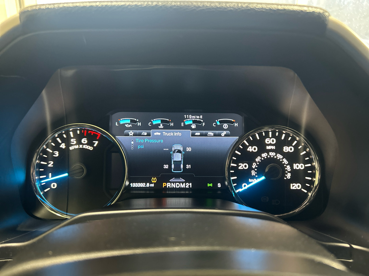 Ford F-150 4WD SuperCrew 150" Lariat 2016