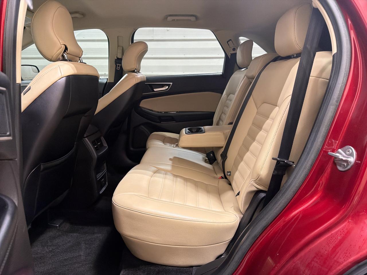 Ford Edge SEL FWD 2017