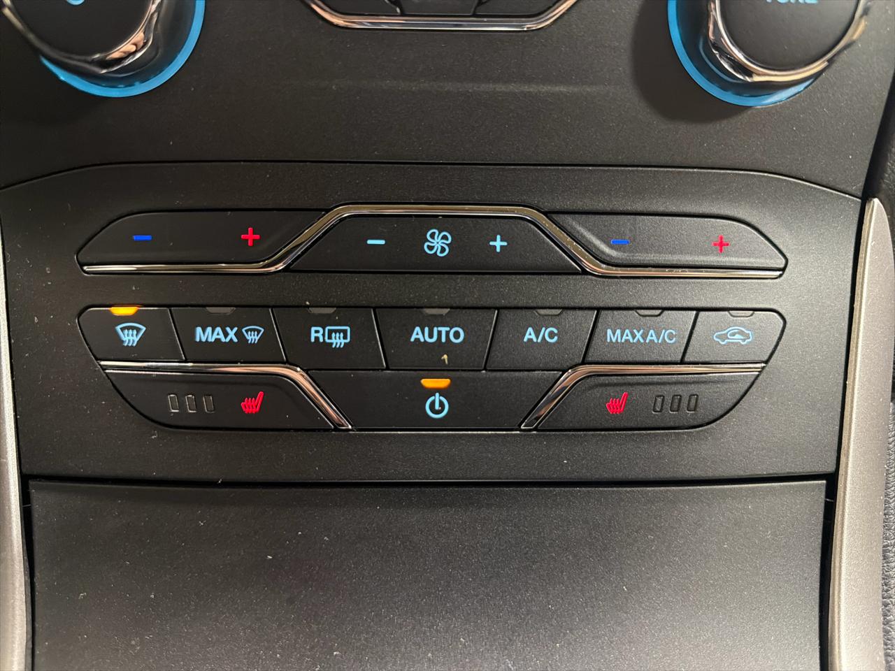 Ford Edge SEL FWD 2017