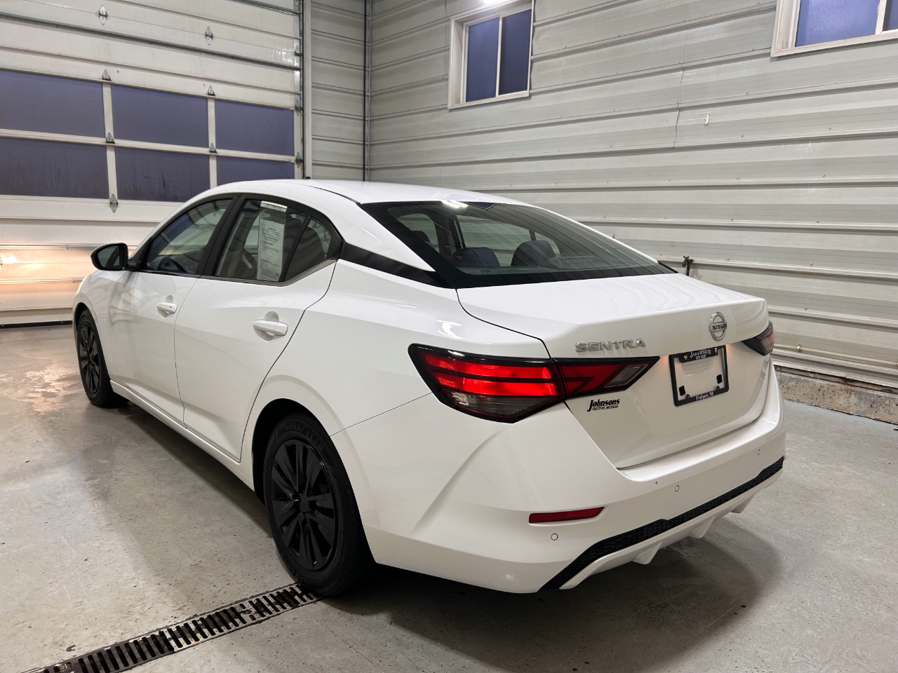 Nissan Sentra S CVT 2021