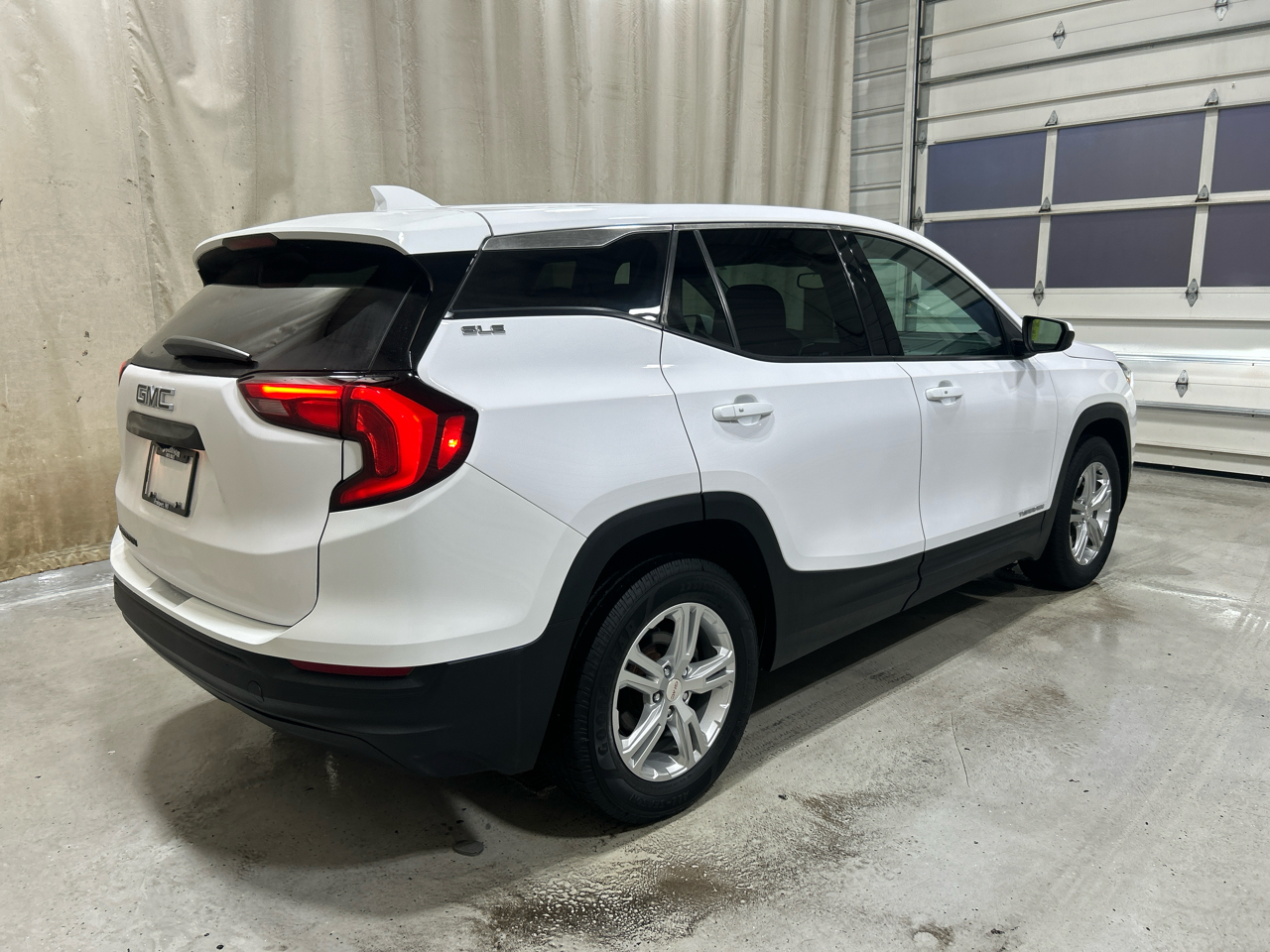 GMC Terrain FWD 4dr SLE 2020