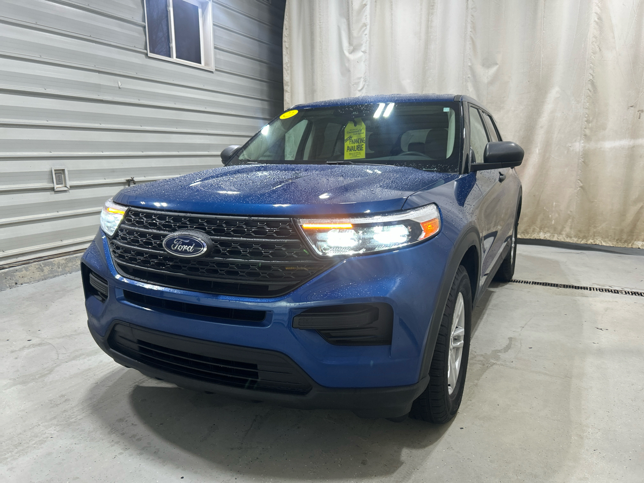 Ford Explorer Base 4WD 2022