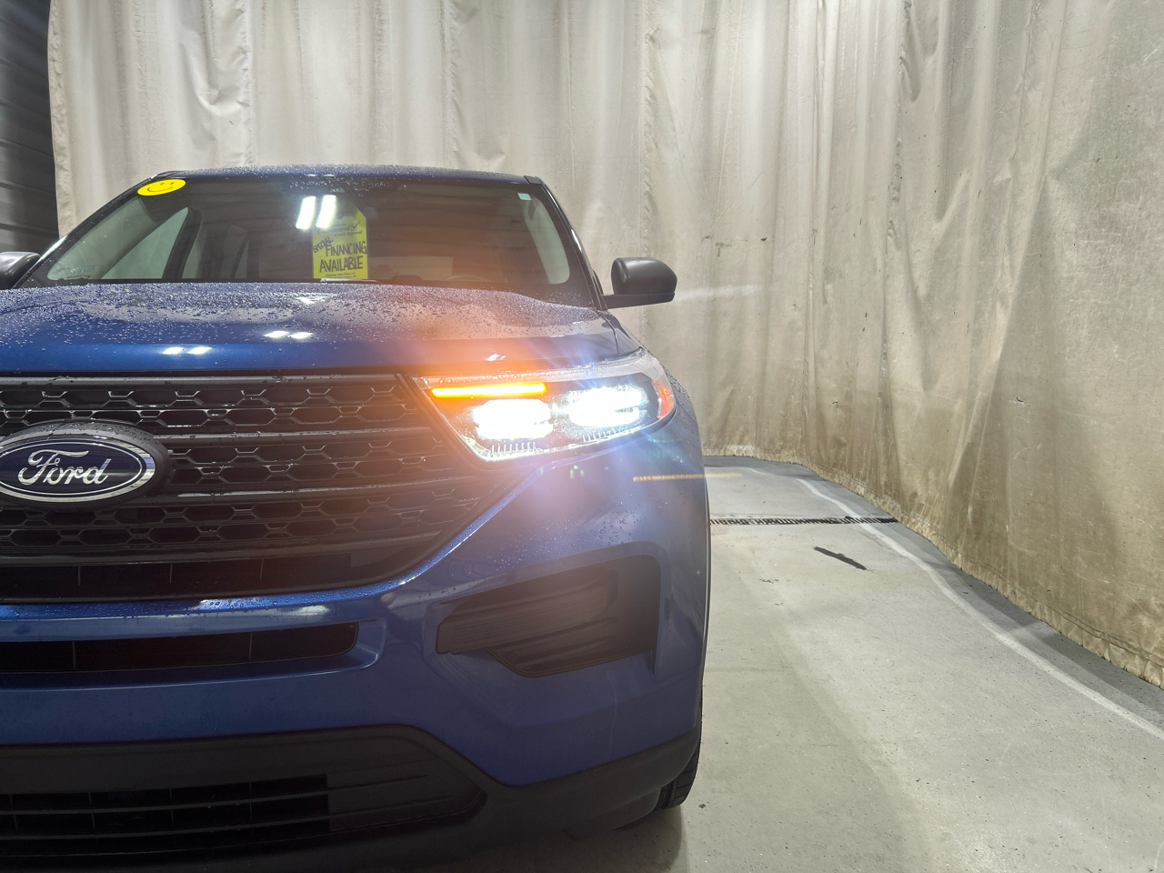 Ford Explorer Base 4WD 2022