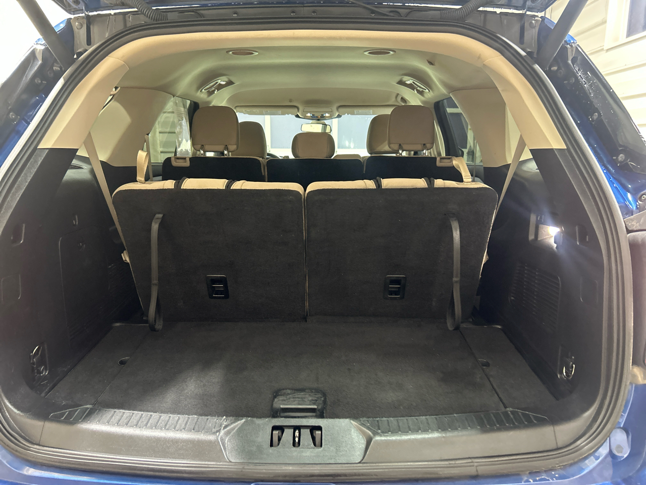 Ford Explorer Base 4WD 2022