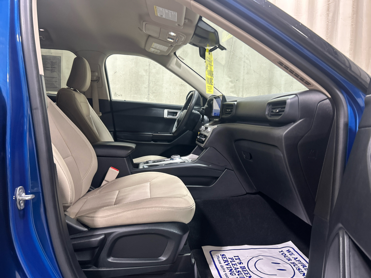 Ford Explorer Base 4WD 2022