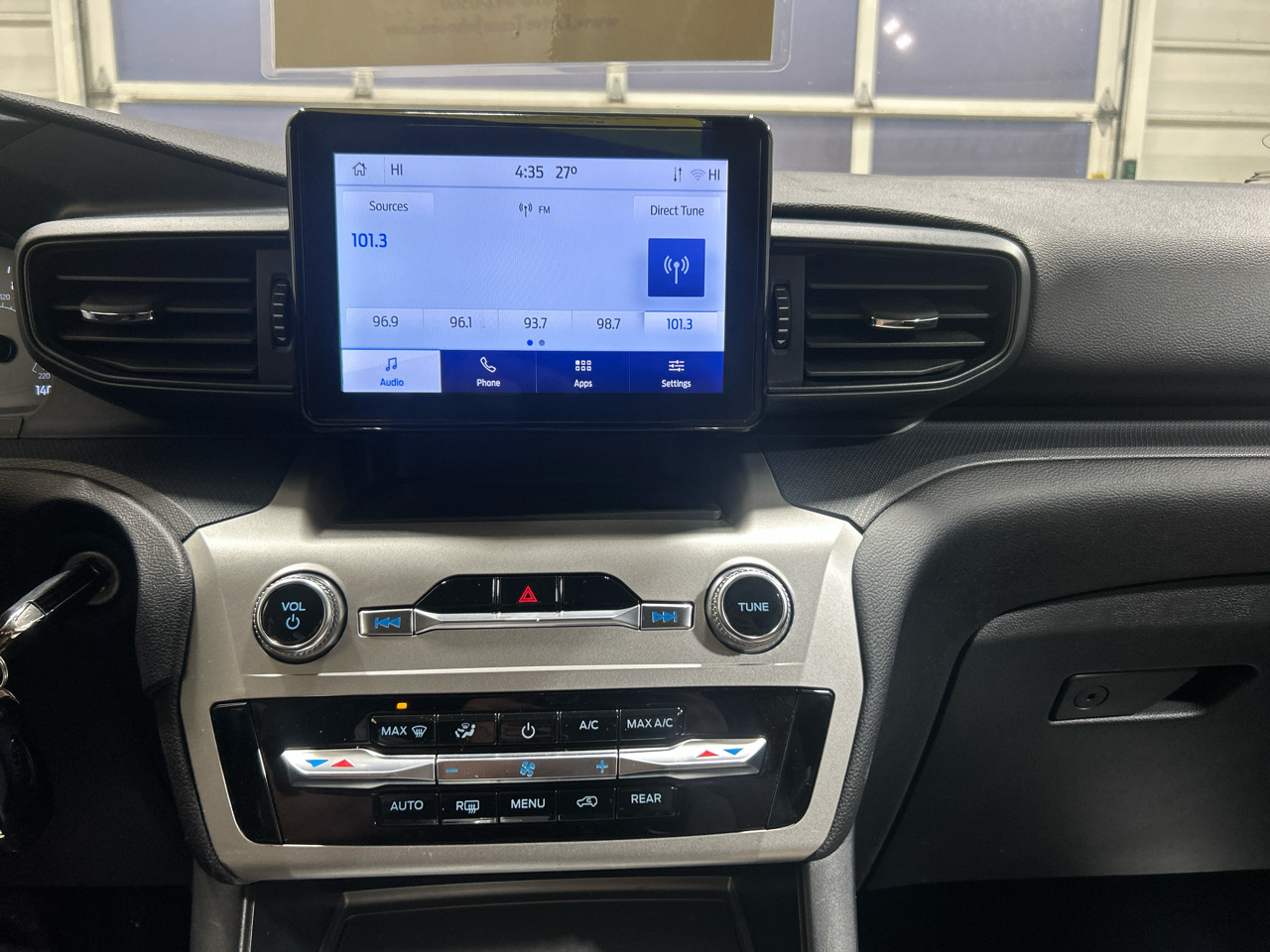 Ford Explorer Base 4WD 2022