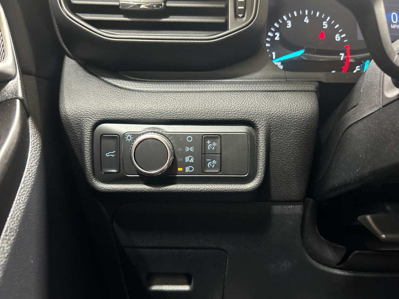 Ford Explorer Base 4WD 2022