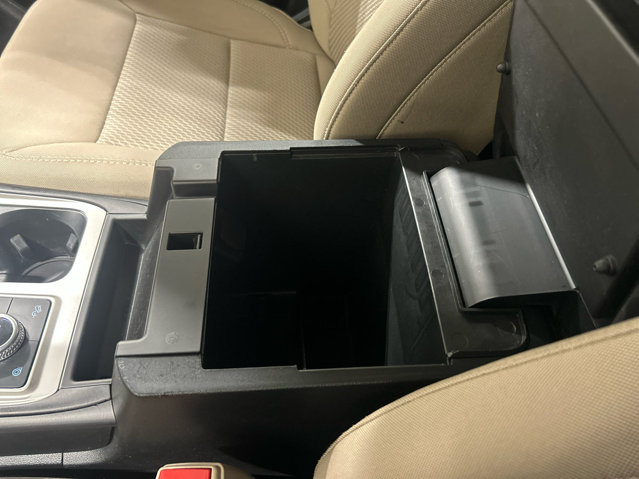 Ford Explorer Base 4WD 2022