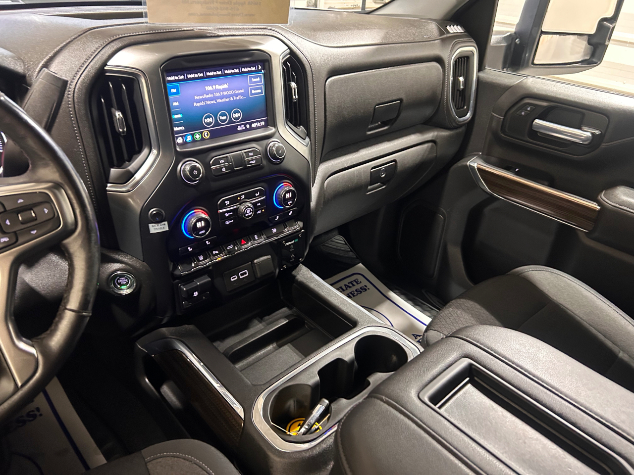 Chevrolet Silverado 2500HD 4WD Crew Cab 172" LT 2021