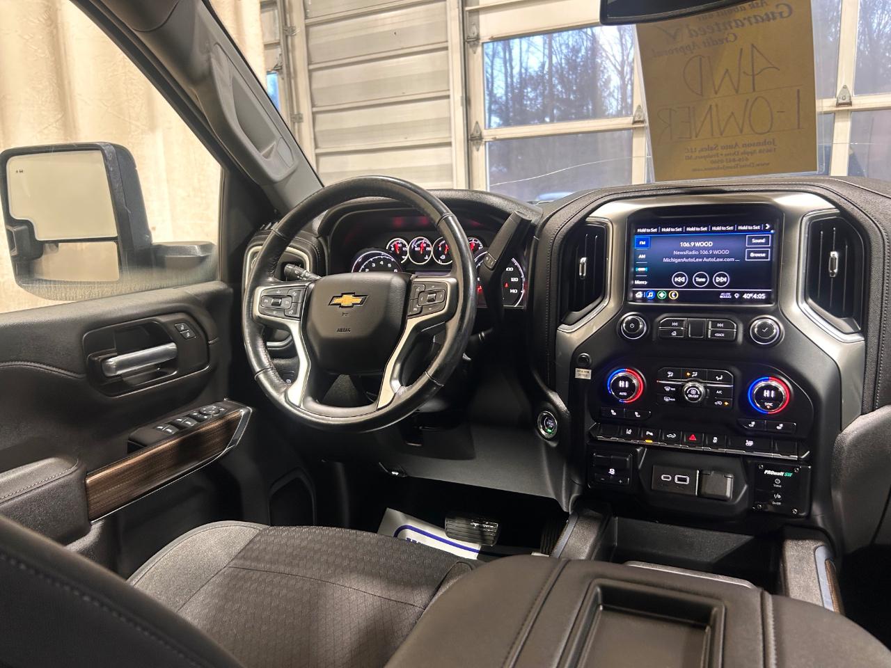 Chevrolet Silverado 2500HD 4WD Crew Cab 172" LT 2021