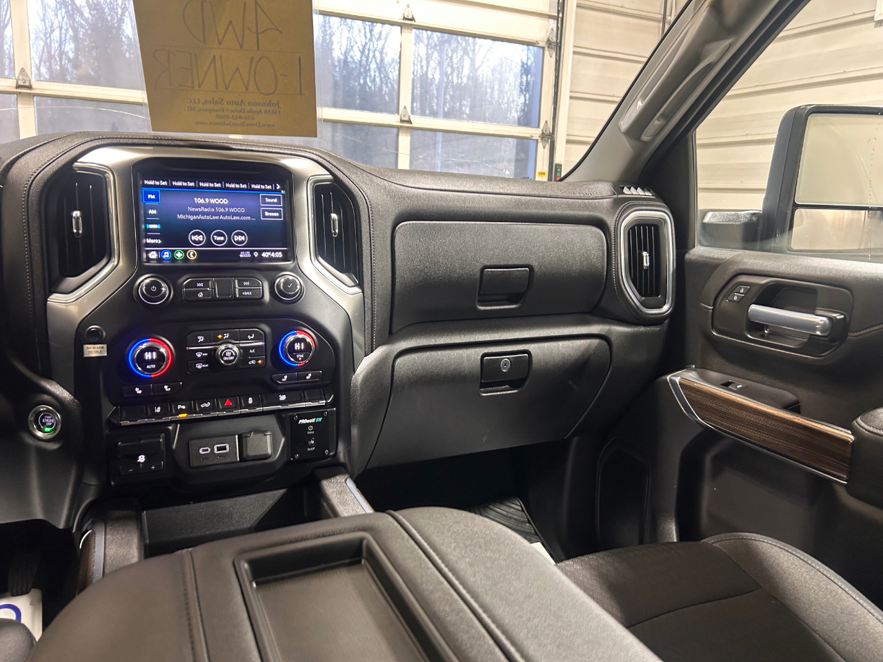 Chevrolet Silverado 2500HD 4WD Crew Cab 172" LT 2021