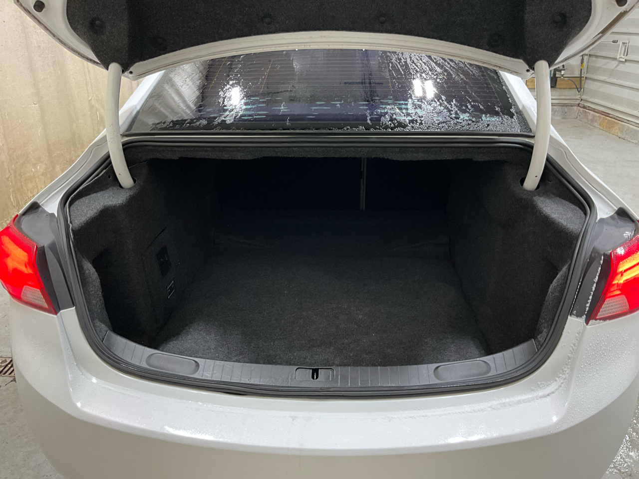 Chevrolet Impala 4dr Sdn LS w/1FL 2015