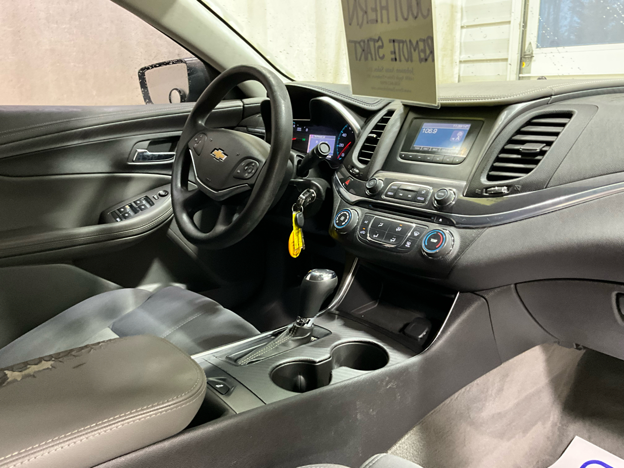 Chevrolet Impala 4dr Sdn LS w/1FL 2015