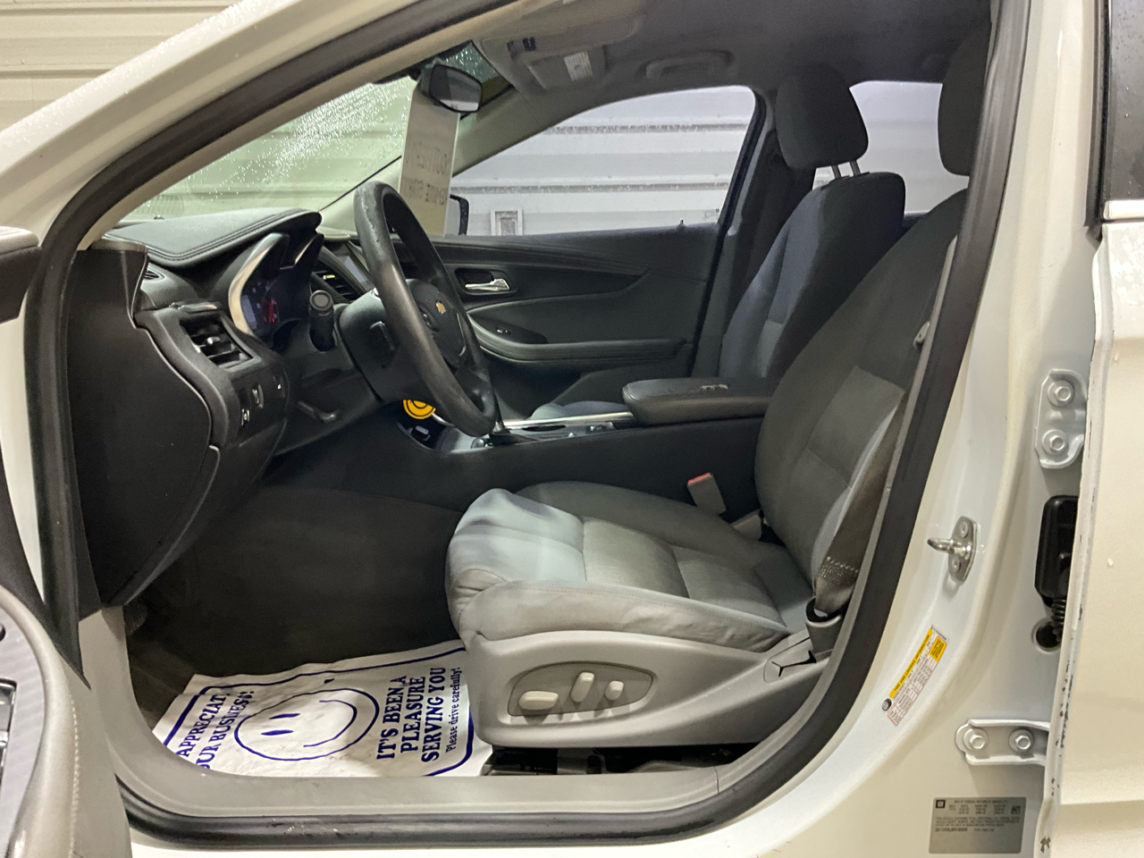 Chevrolet Impala 4dr Sdn LS w/1FL 2015