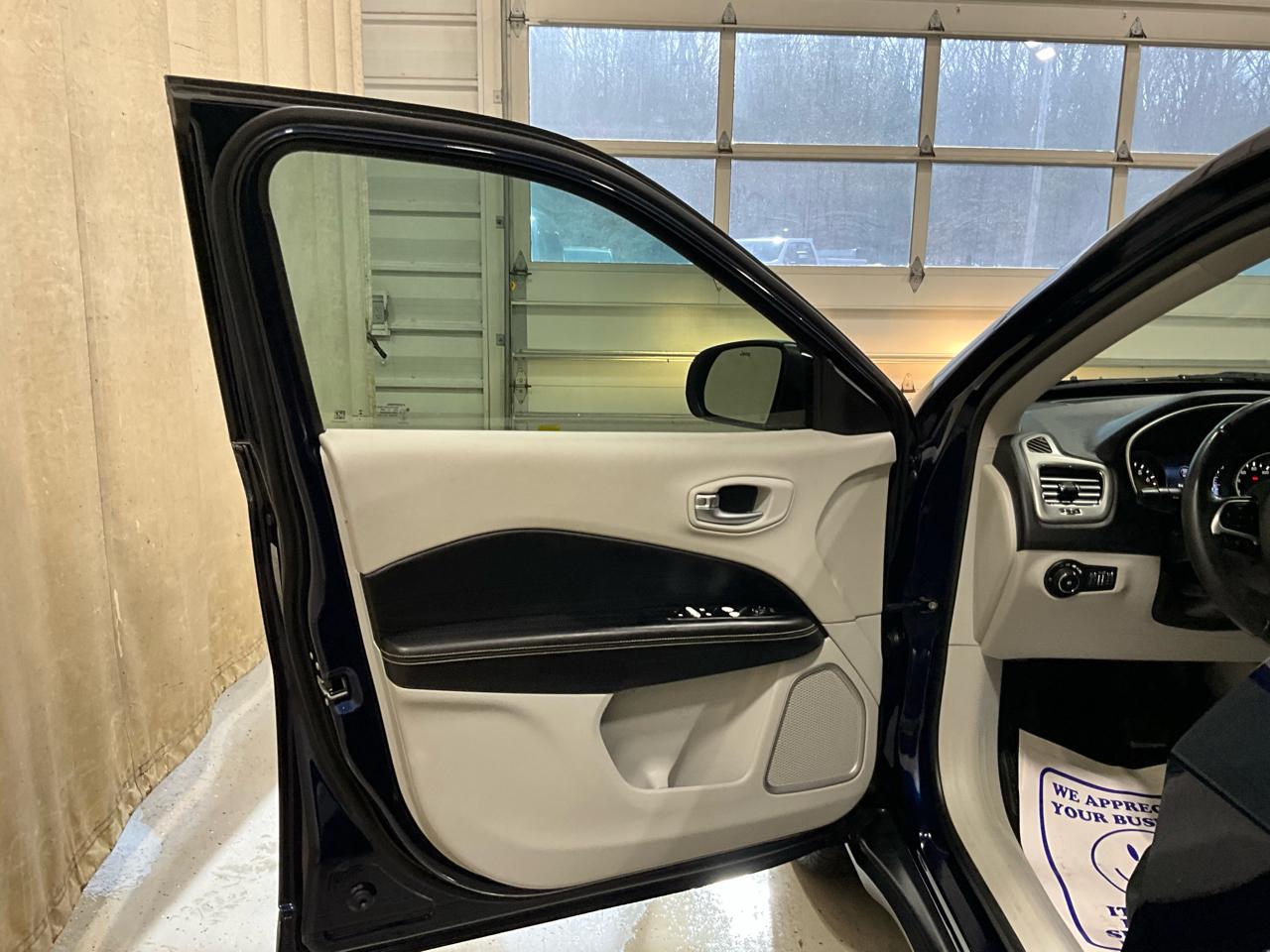 Jeep Compass Latitude FWD 2018