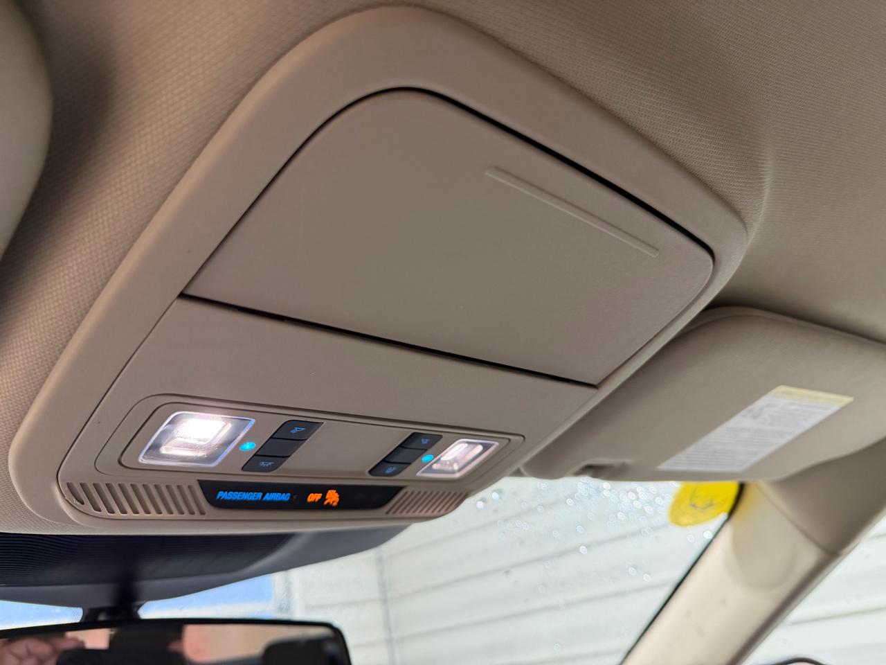 Ford Explorer Base 4WD 2023