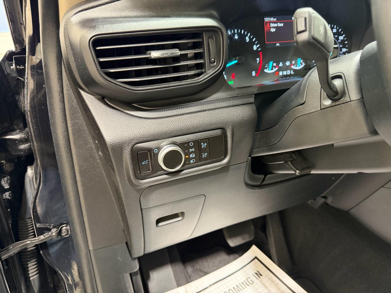 Ford Explorer Base 4WD 2023