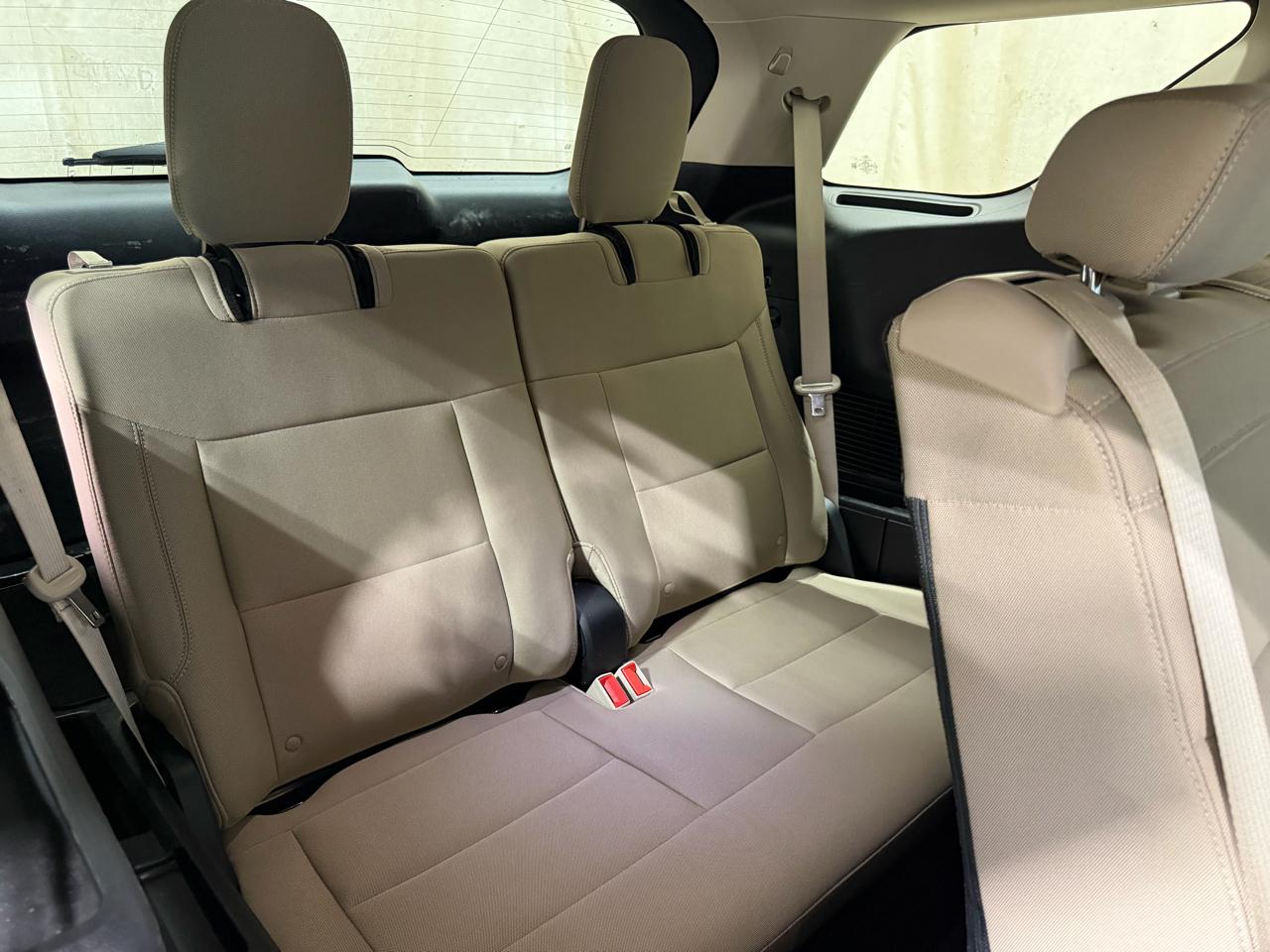 Ford Explorer Base 4WD 2023