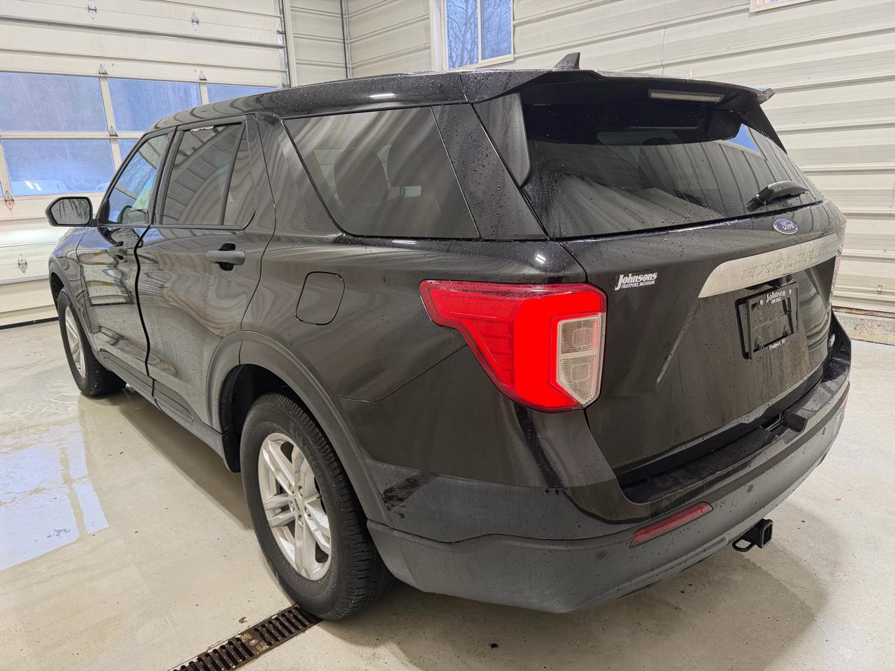 Ford Explorer Base 4WD 2023