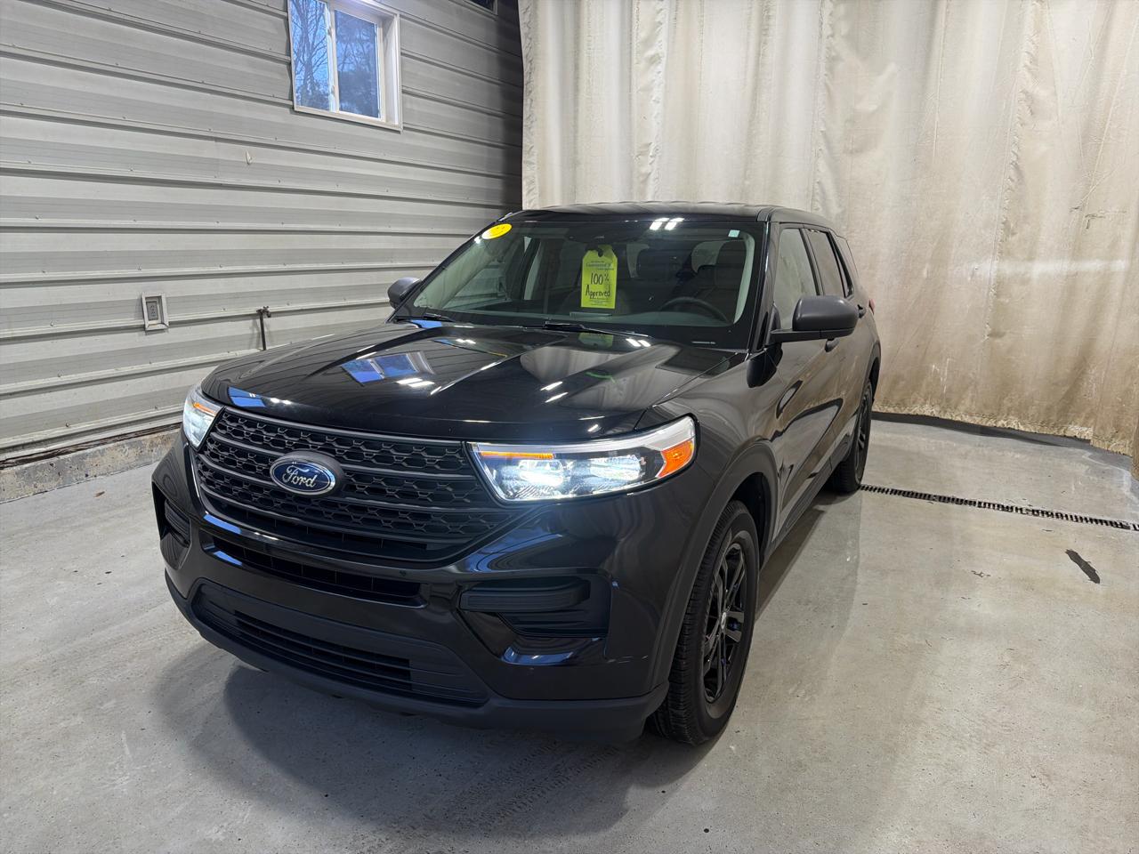 Ford Explorer Base 4WD 2023
