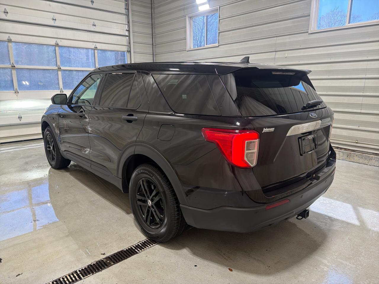 Ford Explorer Base 4WD 2023