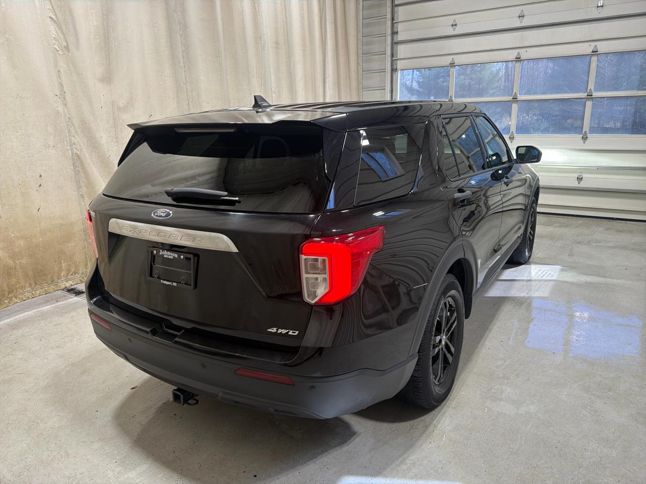 Ford Explorer Base 4WD 2023