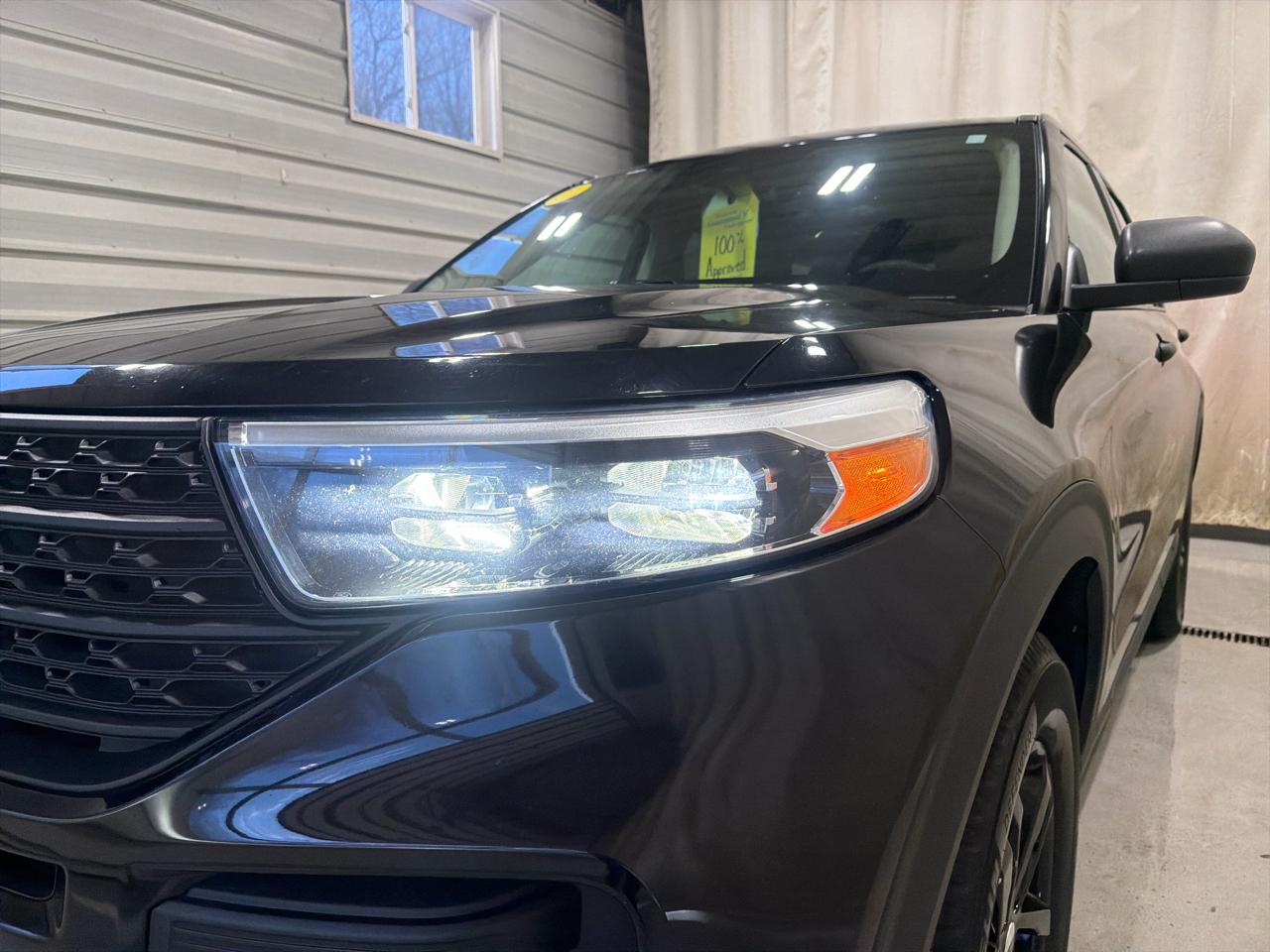 Ford Explorer Base 4WD 2023