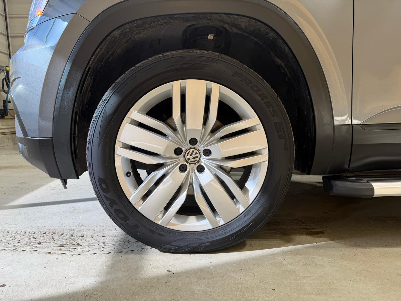 Volkswagen Atlas 3.6L V6 SE w/Technology FWD 2019