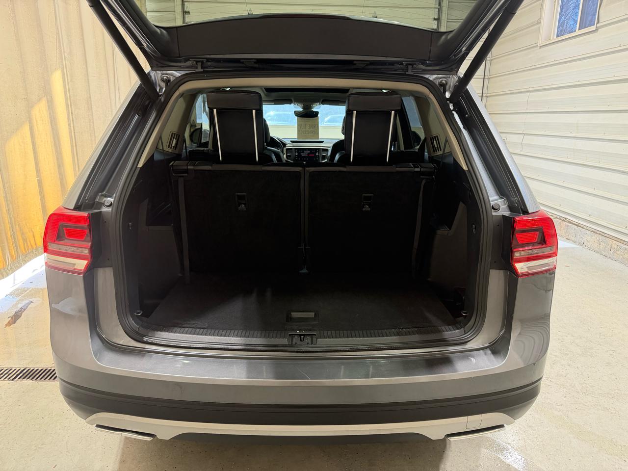 Volkswagen Atlas 3.6L V6 SE w/Technology FWD 2019